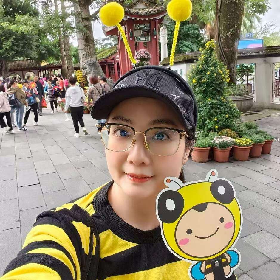 詹丽